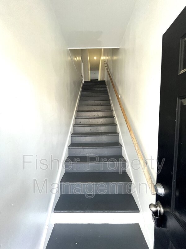 Photo - 509 N 30th St Apartment