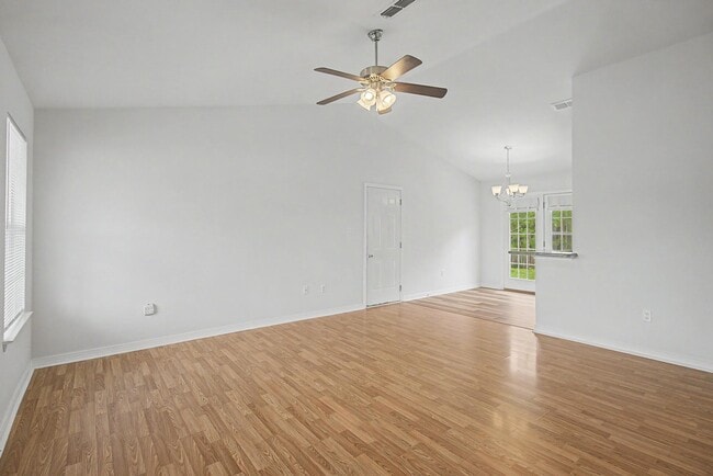 Building Photo - 11312 Jessica Dr