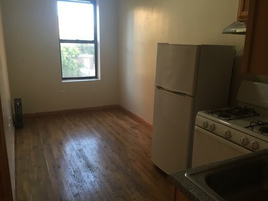 Foto del edificio - 133 E 110th St
