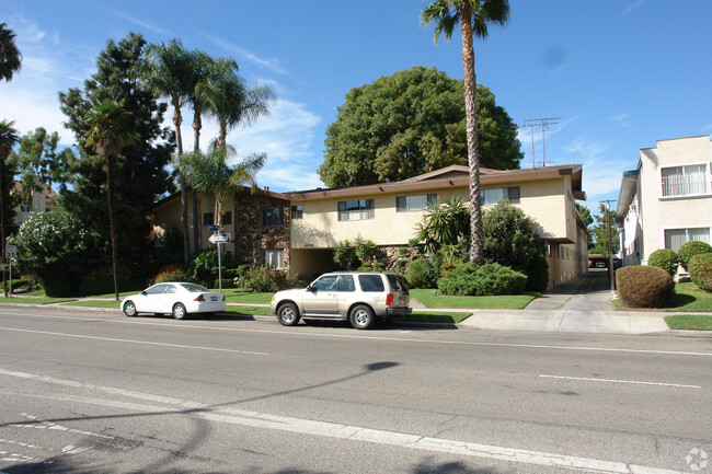 Foto del edificio - 14329 Chandler Blvd