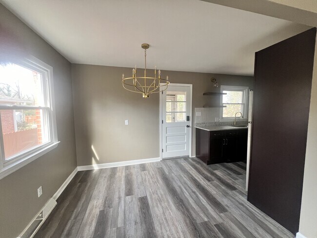 Foto del edificio - 709 Oxford St