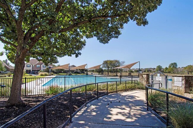 Foto del edificio - 3300 Winding Shore Ln