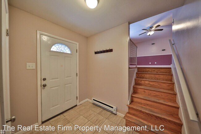 Foto del edificio - 4 br, 1.5 bath House - 521 Mountain View Rd