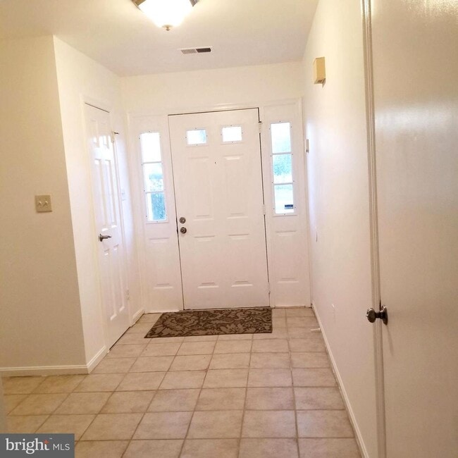 Building Photo - 10401 Storch Dr