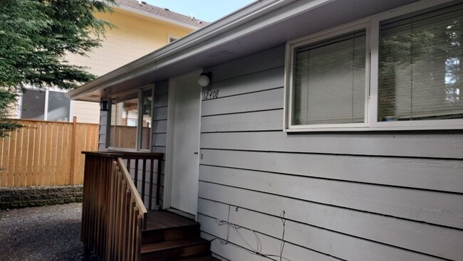Building Photo - Harvey Development Duplex