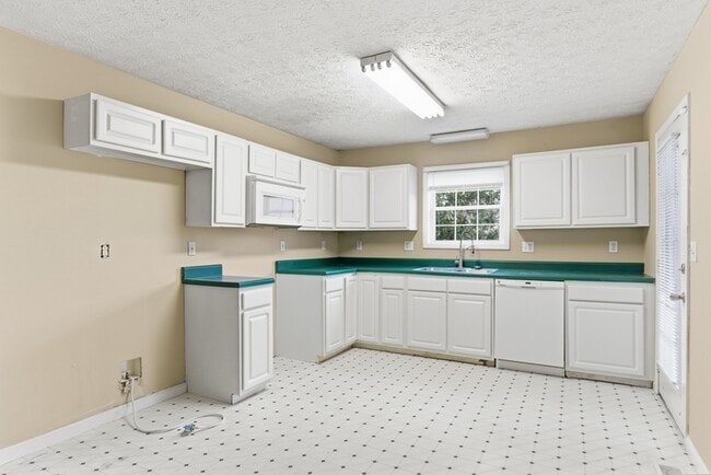 Foto del edificio - 144 Stone Henge Ln