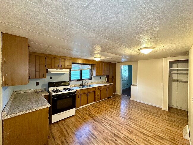 Foto del edificio - 105 W Chartes St