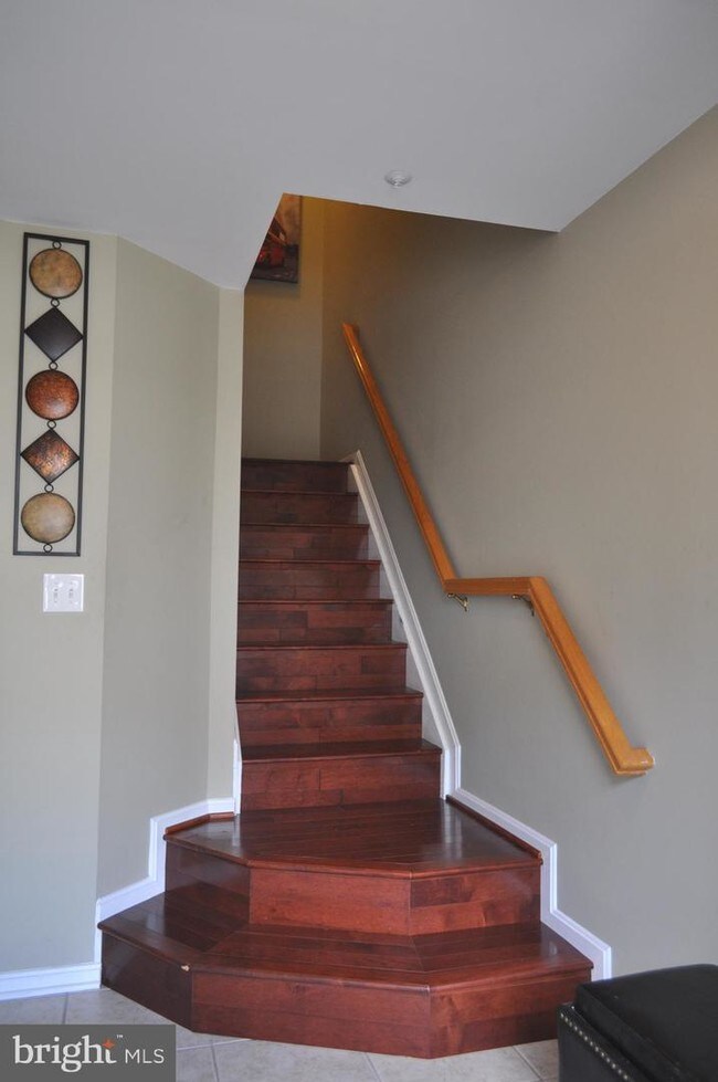 Building Photo - 4947 Lee Farm Ct