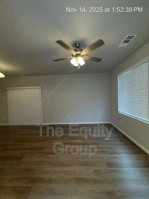 Foto del edificio - 519 S Summit St