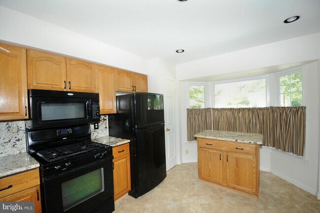 Foto del edificio - 7247 Worsley Way