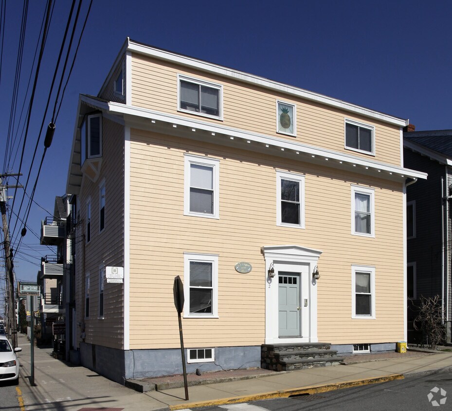 Primary Photo - 2 Dearborn St