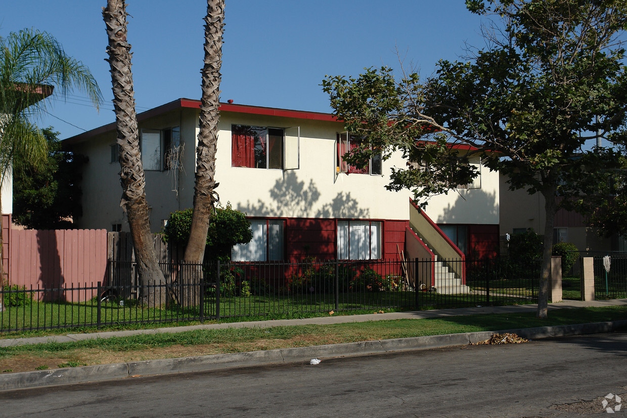 Building Photo - 2510 S Baker St