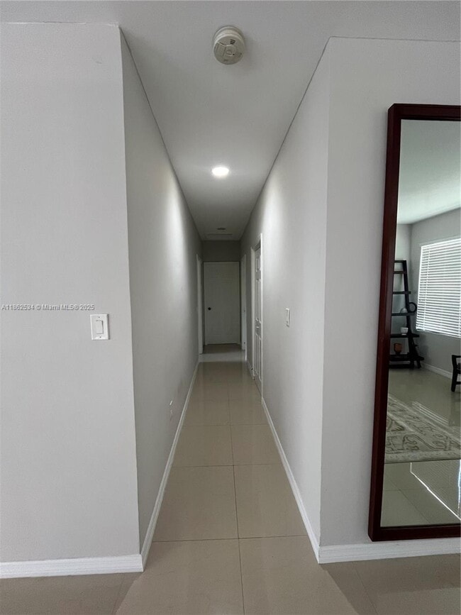 Foto del edificio - 6345 SW 35th St