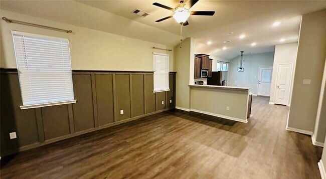 Foto del edificio - 14223 Grand Hls Dr