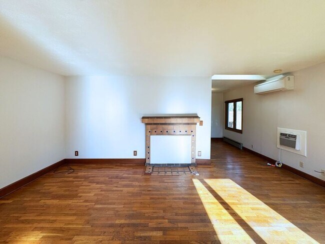 Foto del edificio - 2393 Emerald St