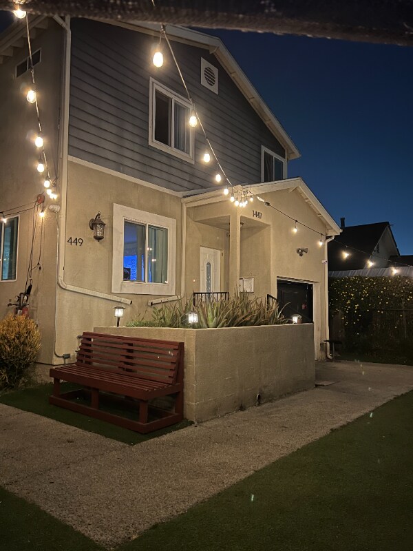 Foto principal - 1447 E 25th St