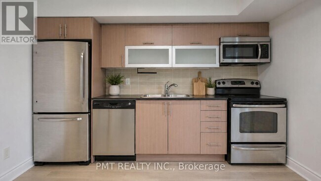 Building Photo - 28 Ted Rogers Way