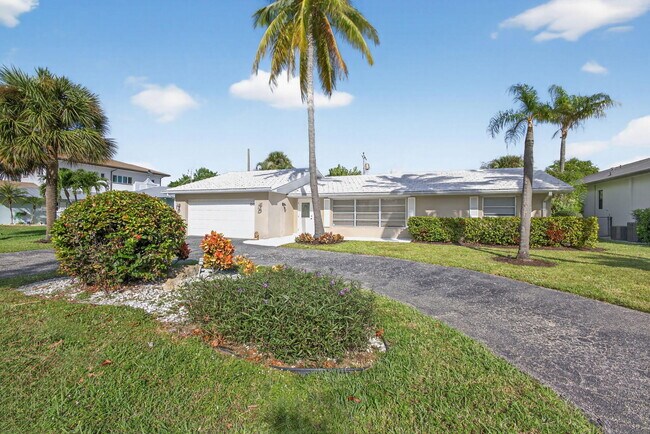 Foto del edificio - 1242 N Harbor Dr