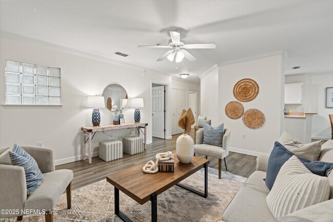 Foto del edificio - 1655 The Greens Way