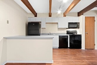 Building Photo - 1000 Brooks End Ct