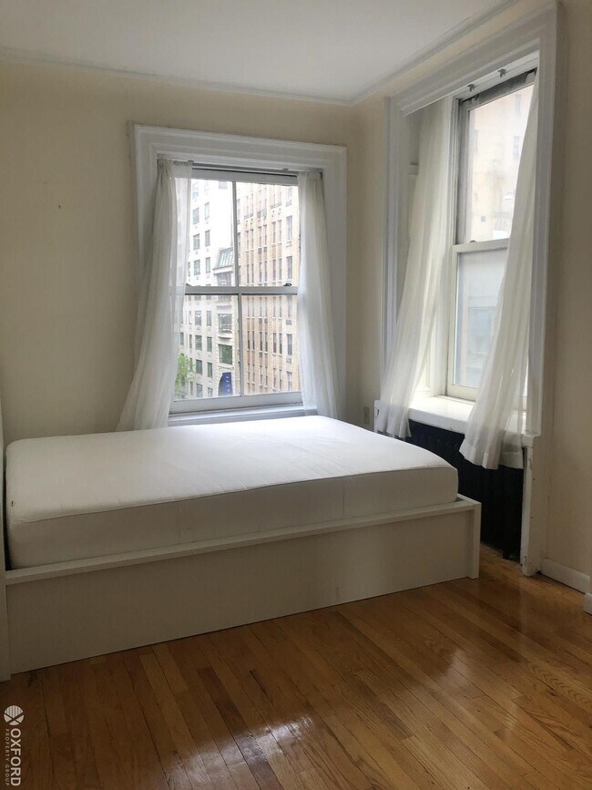 Building Photo - 673 Madison Avenue