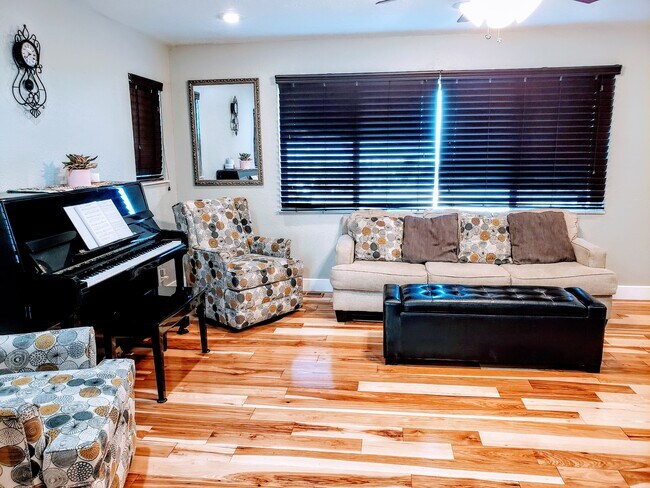 Building Photo - 3471 S. 3530 E. Salt Lake City, UT 84109