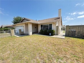 Building Photo - 17832 Caliente Cir