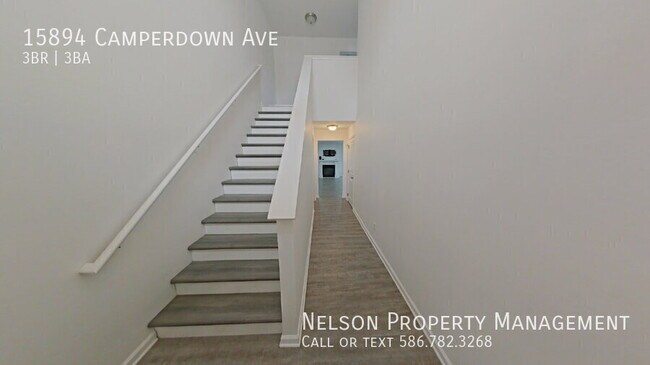 Foto del edificio - 15894 Camperdown Ave