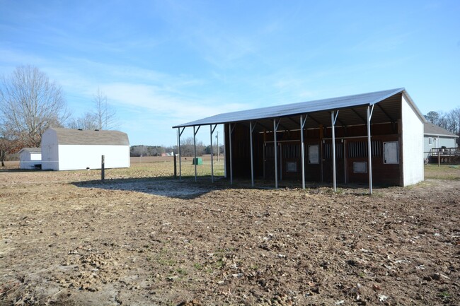Building Photo - 617 Babbtown Rd