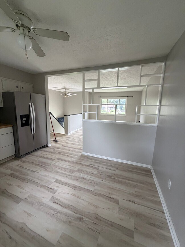 Foto del edificio - 5015 Abbydale Ct