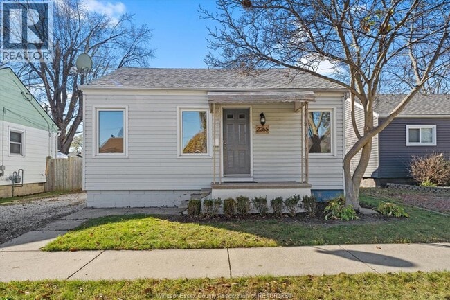 Building Photo - 2265 Elsmere Ave