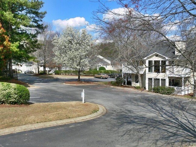 Building Photo - 1809 Augusta Dr