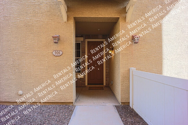 Foto del edificio - 906 S Annie Ln