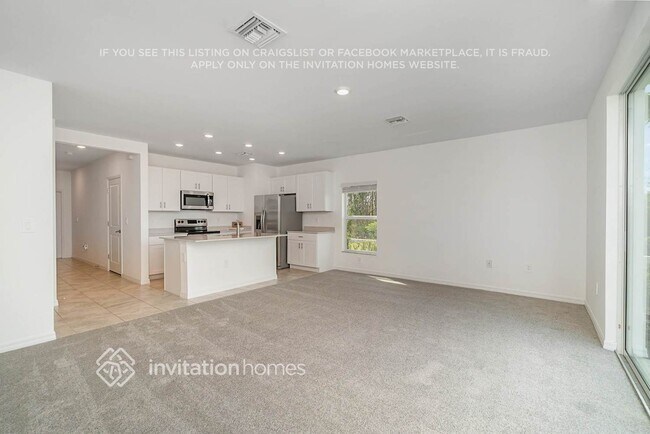 Foto del edificio - 7165 Greenwood Park Cir