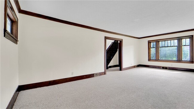 Building Photo - 757 5 Mile Line Road