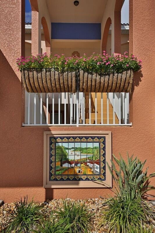 Building Photo - Santa Barbara Villas