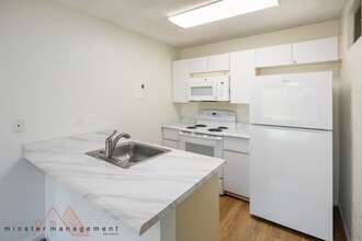 Building Photo - 94-1063-1063 Kaukahi Pl