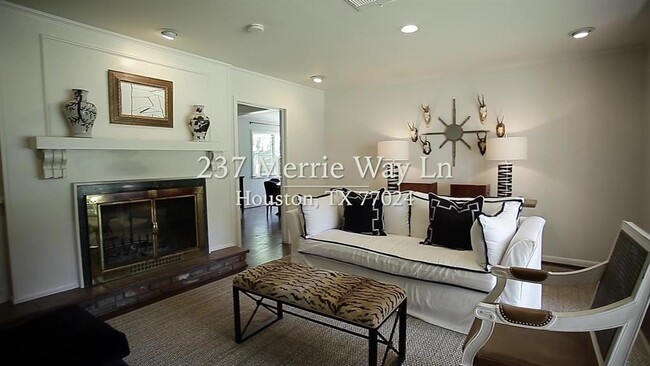 Foto del edificio - 237 Merrie Way Ln