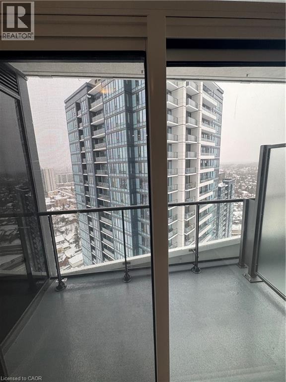 Building Photo - 25 Wellington St S