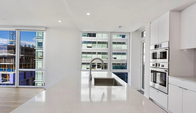 Foto del edificio - 37 L St SE