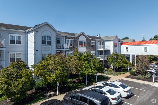 Building Photo - WESTON CLUB