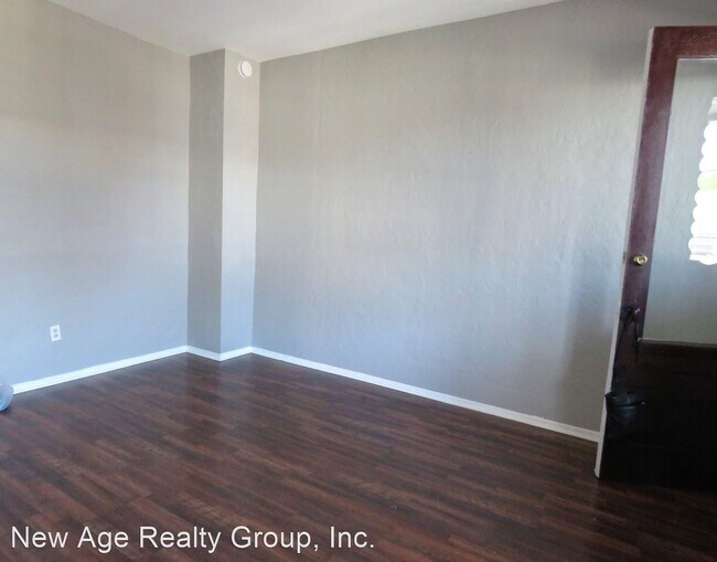 Building Photo - 5418 Sansom St