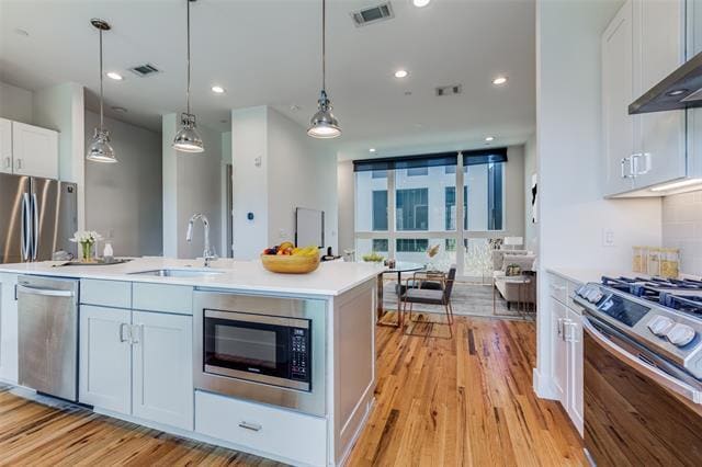 Building Photo - 4418 Cabell Dr