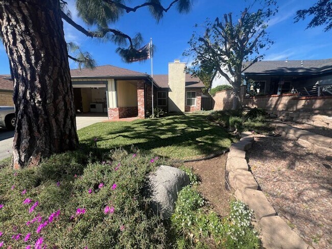 Foto del edificio - Beautiful 3 Bedroom, 2 Bathroom Sylmar Home! Ready for Move-In!