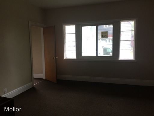 Building Photo - 34 Warren Ave