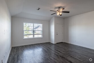 Interior Photo - Habberton Ridge