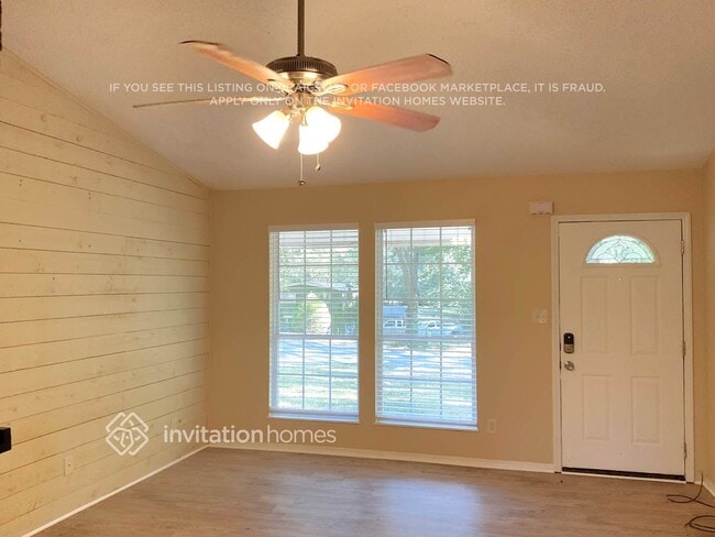 Building Photo - 1093 Sandalwood Dr