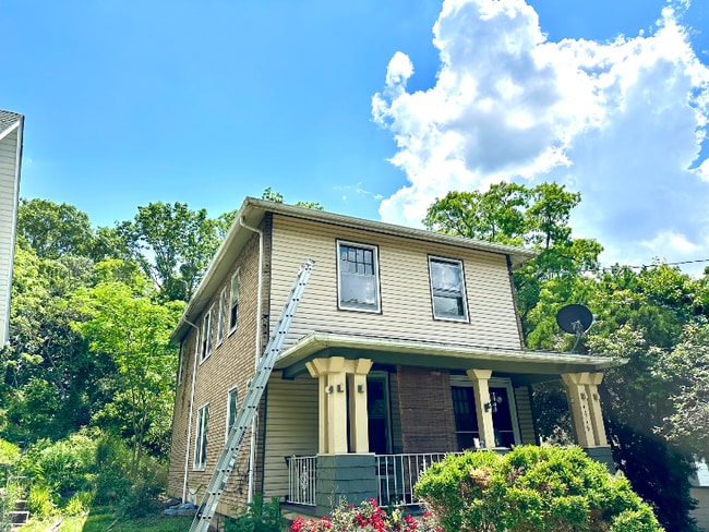 Building Photo - 4416 Innes Ave
