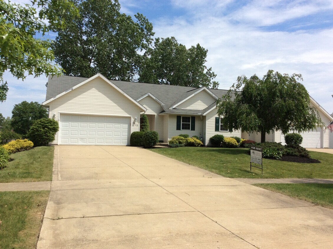 1017 Sturbridge Dr Unit 1017, Medina, OH 44256 Condo for Rent in