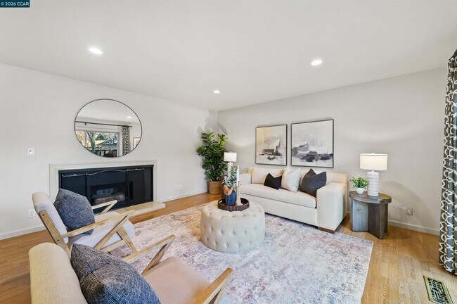 Foto del edificio - 1746 Candelero Ct